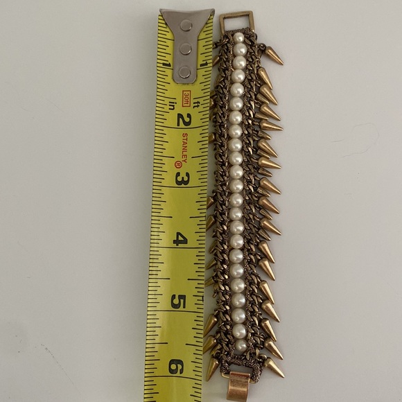 Stella and Dot faux Pearl, spike, snap close bracelet with box - Picture 5 of 7